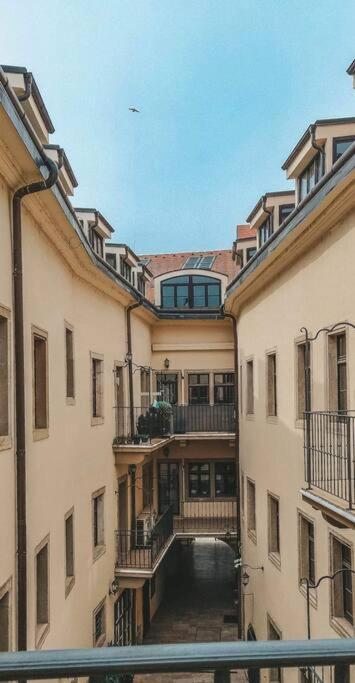 Michalska Residence 2 Братислава Екстериор снимка